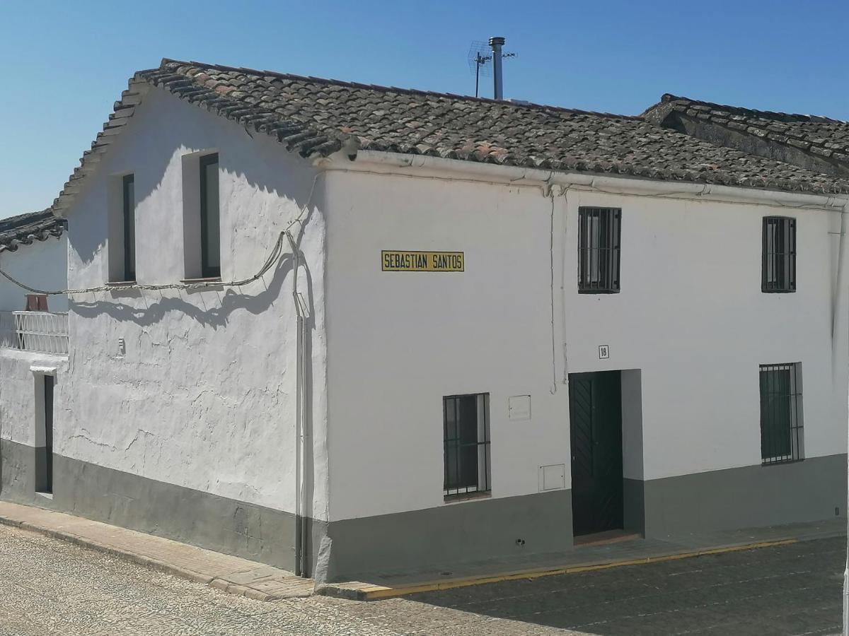 Casa Rural Ventanas A La Sierra Higuera De La Sierra  Exterior photo